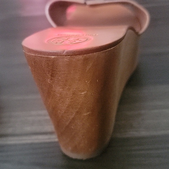 Tory Burch Ines Wedge Slide - Picture 7 of 7